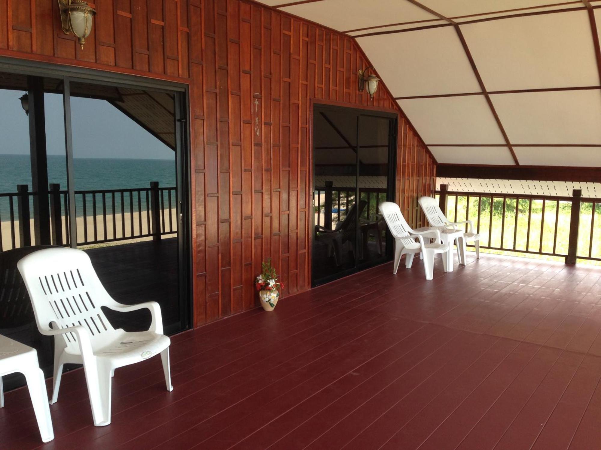 Sea Breeze House, Naiplao Beach Khanom Habitación foto