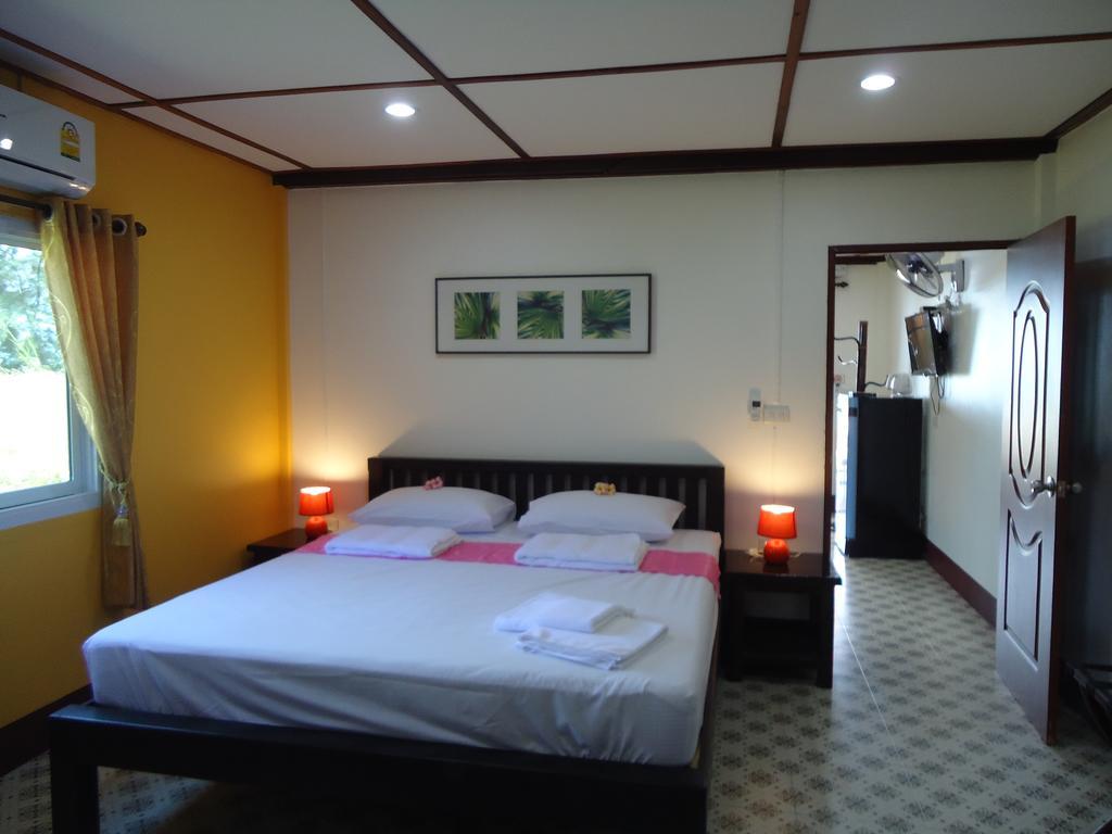 Sea Breeze House, Naiplao Beach Khanom Exterior foto