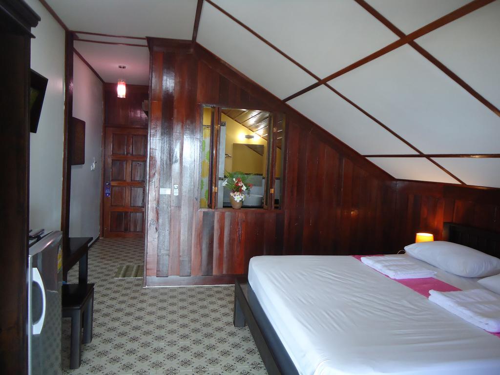 Sea Breeze House, Naiplao Beach Khanom Exterior foto
